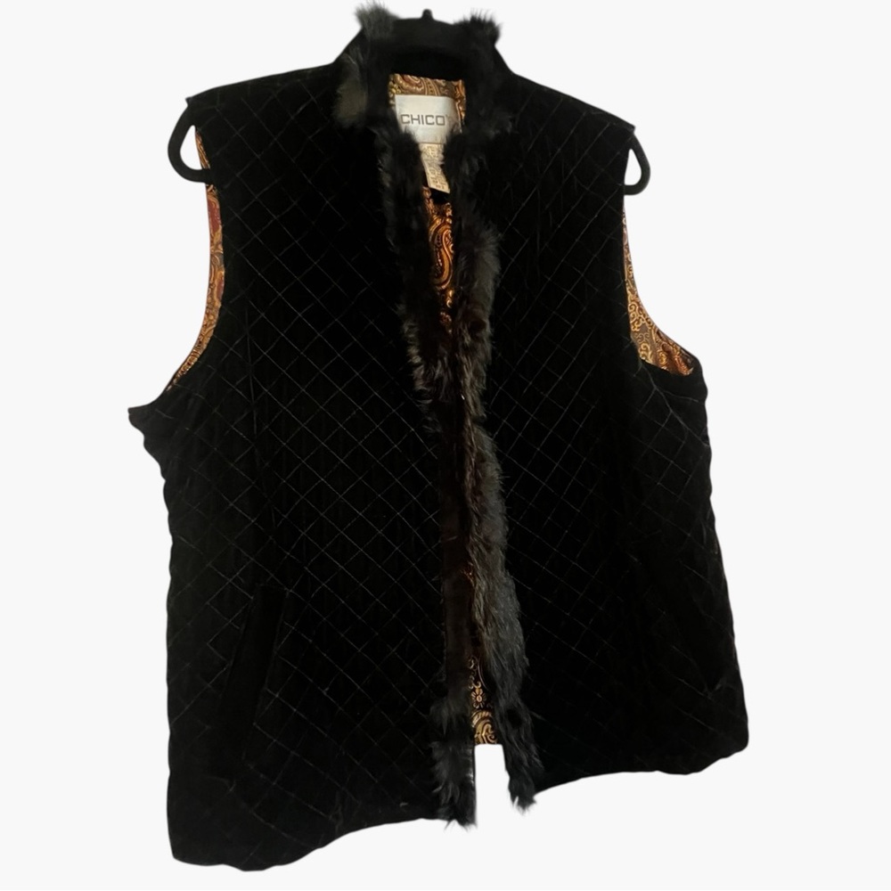 Chico's Black Quilted Vest with Rabbit Fur Trim - Picture 4 of 8